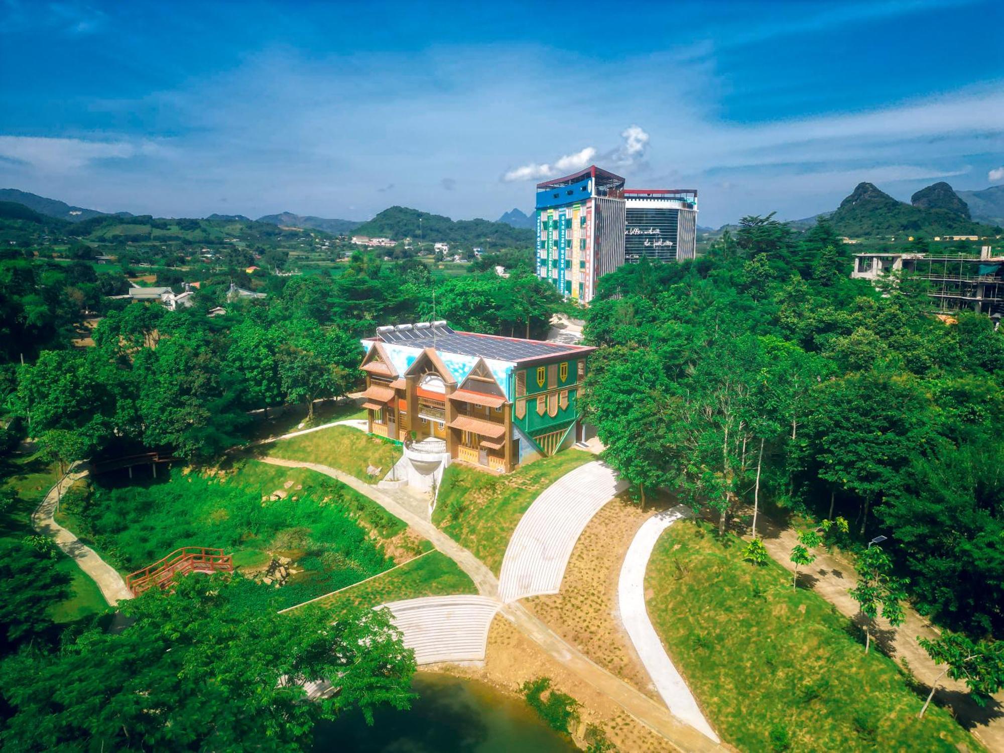 Cao Phong Meddom Park酒店 外观 照片